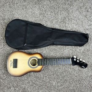 Alegre Uke Boy Ukulele 21" With Case